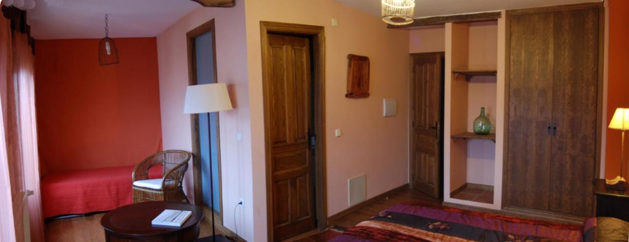 Affittacamere La Noguera De Socasa Romancos Esterno foto